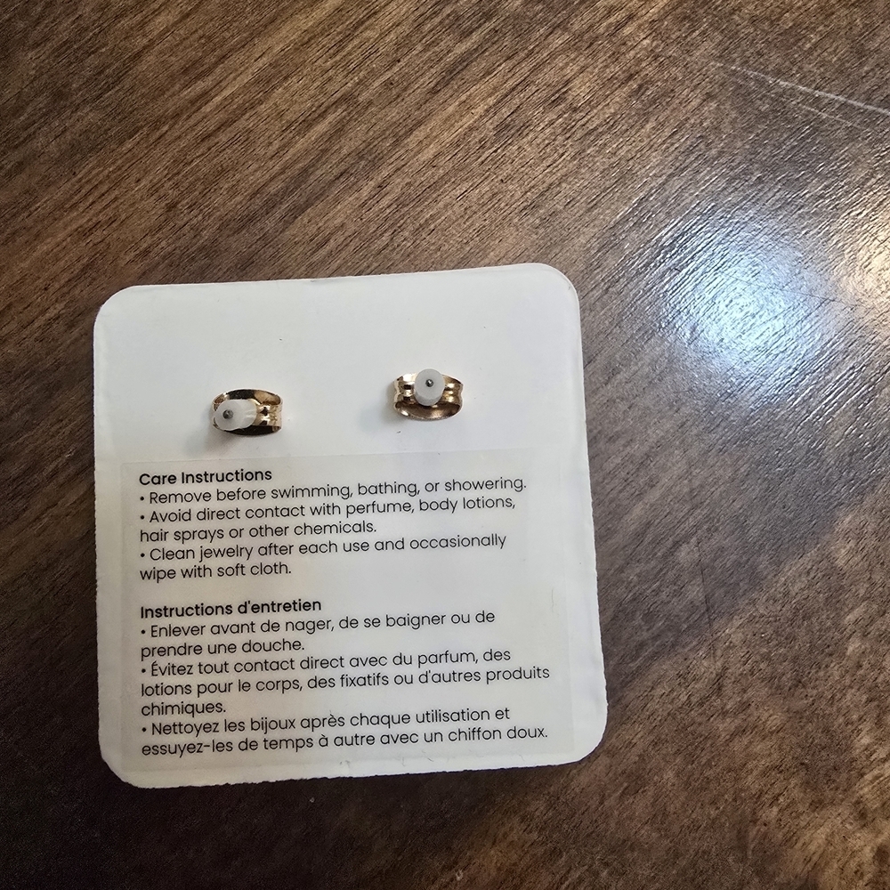 Elizabeth Stone Earrings - Picture 2 of 2
